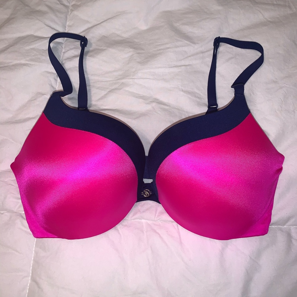 Victoria’s Secret Very Sexy push up bra